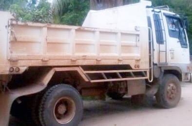 **770,000 บ.ต่อรอง///6ล้อHINO-JO8C** ขาย HINO-210 6ล้อดั้มดิน5คิว HINO FD2JJB JO8C-210HP รถประกอบ เครื่องเดิมเกียร์เดิม JO8Cยอดนิม เครื่องแน่น แห้ง แรงดี เกียร์ดี ไม่หลุด ช่วงล่างใหญ่ Fหน้า-หลัง คัสซีดี มีเก็บมา1จุดตามรูป กระบะดั้มเหล็ก5ตัน3.60ม.ยิงหน้า ส