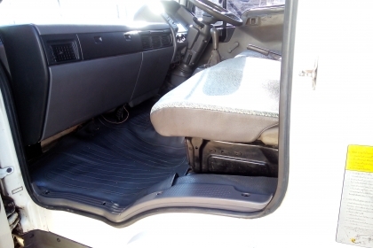 6 ล้อกลาง  *Euro.2* HINO  *สมอทอง*  FC4J 150 แรงม้า *ยาว 5.50 ม.* รถสวยเดิม+สวยจริง * รถห้างแท้ * มีเล่มพร้อม * (มีกระบะเปลี่ยนให้)