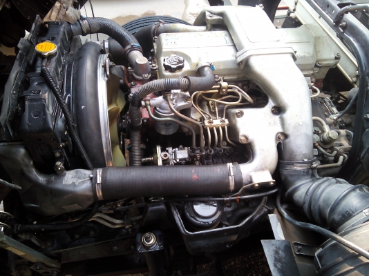 6 ล้อกลาง  *Euro.2* HINO  *สมอทอง*  FC4J 150 แรงม้า *ยาว 5.50 ม.* รถสวยเดิม+สวยจริง * รถห้างแท้ * มีเล่มพร้อม * (มีกระบะเปลี่ยนให้)