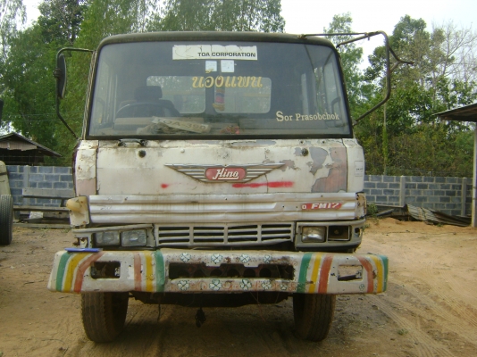 เทรนเลอร์( ไม่มี ทะเบียน)  ตามภาพ  ราคา 215,000  บาท  ขอบคุณท่านกำนัน จาก เพชรบูรณ์ ส่งรถอาทิตย์ นี้ครับ