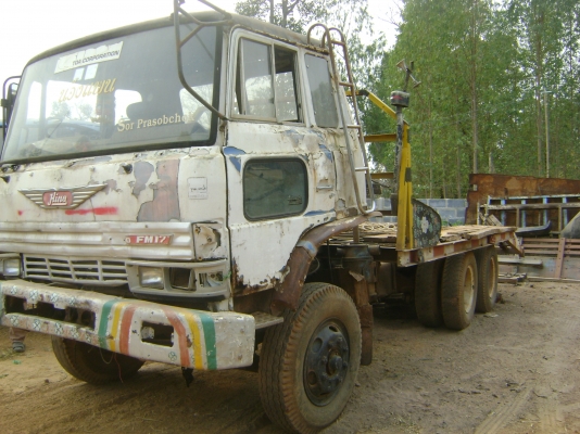 เทรนเลอร์( ไม่มี ทะเบียน)  ตามภาพ  ราคา 215,000  บาท  ขอบคุณท่านกำนัน จาก เพชรบูรณ์ ส่งรถอาทิตย์ นี้ครับ