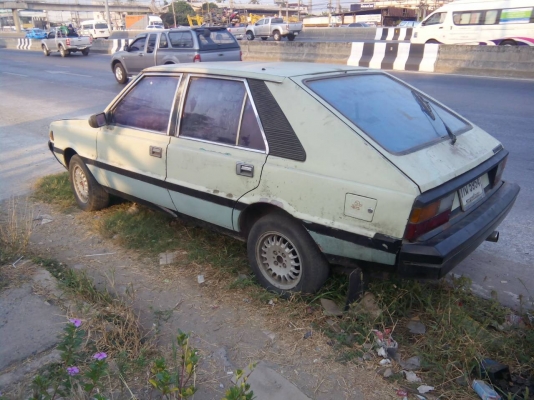 ขาย fiat polonez ขาย fiat polonez