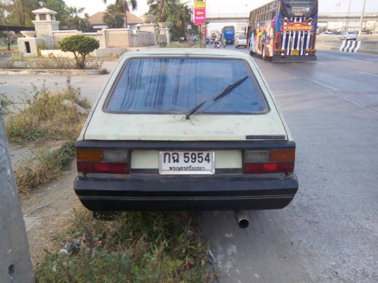 ขาย fiat polonez ขาย fiat polonez