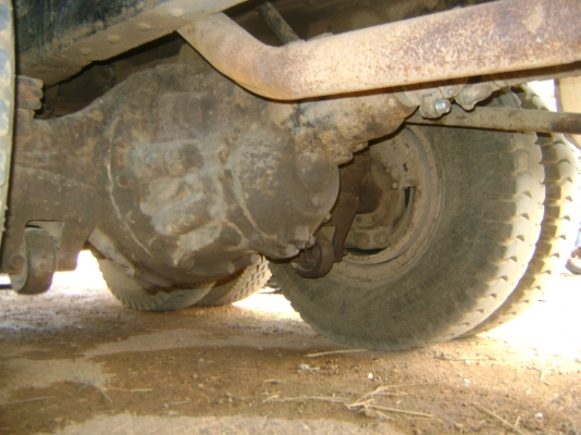 หลง 2 เพลา เครื่อง 220 แรงเทอร์โบ  ราคา 720,000 บาท(( เจ้าของใช้ถมที่ตัวเองก่อนครับ..งดการขายไว้กอ่น )