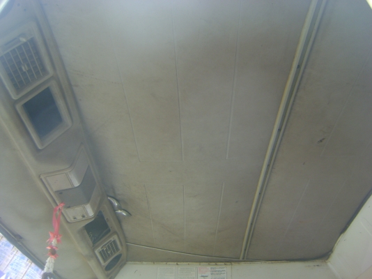 หลง 2 เพลา เครื่อง 220 แรงเทอร์โบ  ราคา 720,000 บาท(( เจ้าของใช้ถมที่ตัวเองก่อนครับ..งดการขายไว้กอ่น )