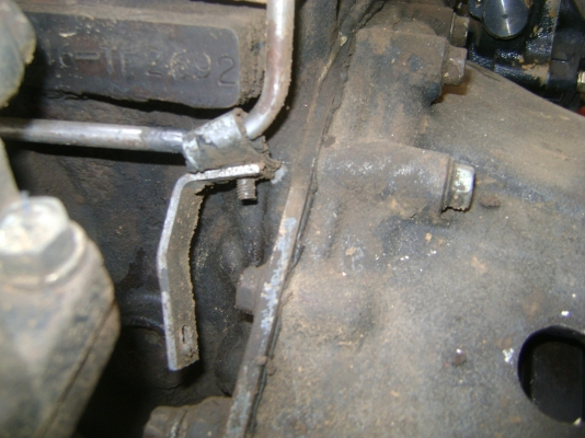 หลง 2 เพลา เครื่อง 220 แรงเทอร์โบ  ราคา 720,000 บาท(( เจ้าของใช้ถมที่ตัวเองก่อนครับ..งดการขายไว้กอ่น )