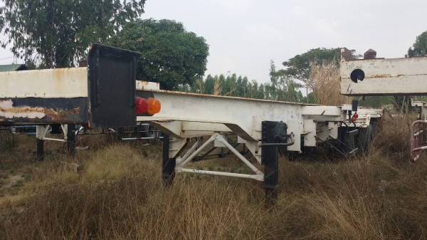 ขายด่วน หางบรรทุกตู้คอนเทนเนอร์ ของพนัส(ขายเหมาสามหางนะครับ)"ไม่มีทะเบียนะครับ"