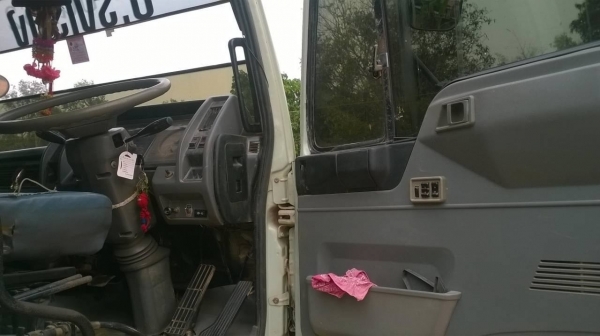 ขาย HINO FM3M สภาพสวยพร้อมระบบลากพ่วง คัสซีสวยตลอดเส้น เครื่องเดิม M10C 240 แรงม้า เกียร์เดิม สโลว์เดิม แอร์เย็น ยางเต็ม ทะเบียนเต็มพร้อมโอนครับ ขาย HINO FM3M สภาพสวยพร้อมระบบลากพ่วง คัสซีสวยตลอดเส้น เครื่องเดิม M10C 240 แรงม้า เกียร์เดิม สโลว์เดิม แอร์เย็น ยางเต็ม ทะเบียนเต็มพร้อมโอนครับ