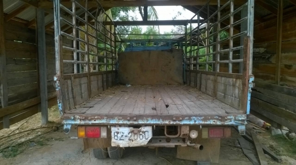 ขาย 6 ล้อ ISUZU NKR ดั้มหัวได้ เครื่อง 4BE1 110 แรงม้า คัสซีดีตลอดเส้น เกียร์ยาว ทะเบียนเต็มพร้อมโอน ราคาต่อรองได้ครับ