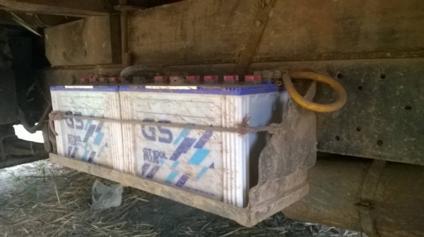 ขาย 6 ล้อ ISUZU NKR ดั้มหัวได้ เครื่อง 4BE1 110 แรงม้า คัสซีดีตลอดเส้น เกียร์ยาว ทะเบียนเต็มพร้อมโอน ราคาต่อรองได้ครับ