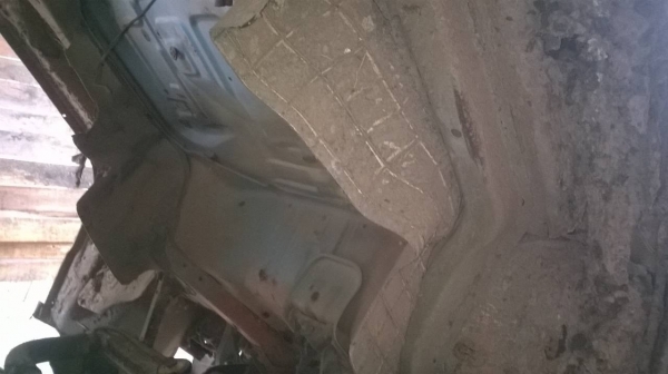 ขาย 6 ล้อ ISUZU NKR ดั้มหัวได้ เครื่อง 4BE1 110 แรงม้า คัสซีดีตลอดเส้น เกียร์ยาว ทะเบียนเต็มพร้อมโอน ราคาต่อรองได้ครับ