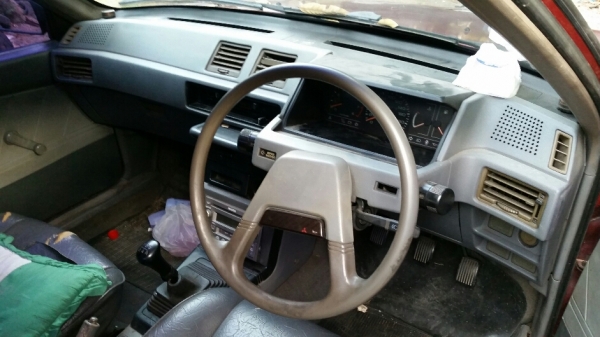 แชมป์ สีแดงเครื่องเดิม ขับกลับพร้อมโอน ขาย 19,000 แชมป์ สีแดงเครื่องเดิม ขับกลับพร้อมโอน ขาย 19,000