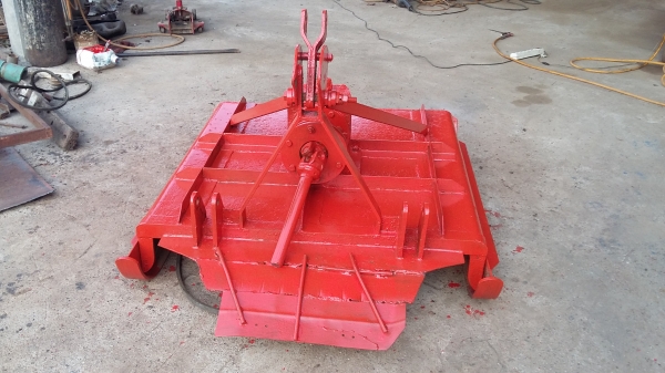 ขายตัวตัดหญ้า ขนาด 1 เมตร คลัชในตัว ใบดี.ยอยพร้อมสภาพพร้อมใช้งาน