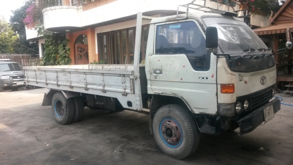 ขายโตโยต้าBU211ปี39 115แรง 14B เครื่องดีแซสซีสวยทั้งเส้นยางสวย 6น็อต ตัวใหญ่ แอร์เย็นเจี๊ยบพวงมาลัยเพาเวอร์ ทะเบียนไม่ขาดเอกสารพร้อมโอน ขาย 235000 บาท