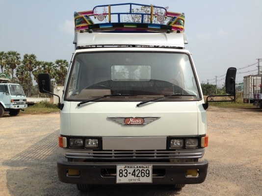 KM 779 เครื่อง 117 แรง ยาว 5.50 เมตร รถห้าง กะบะคาโก้คอกแป๊ปน้ำ