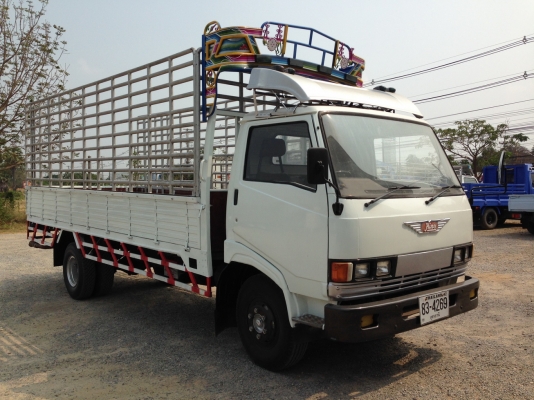 KM 779 เครื่อง 117 แรง ยาว 5.50 เมตร รถห้าง กะบะคาโก้คอกแป๊ปน้ำ