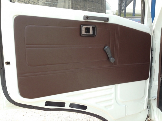 KM 779 เครื่อง 117 แรง ยาว 5.50 เมตร รถห้าง กะบะคาโก้คอกแป๊ปน้ำ