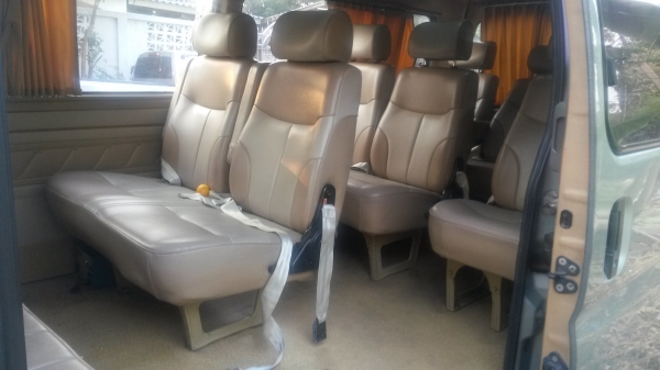 ขายรถตู้นิสสันหลังสูงVIPปี 2003 เครื่องเล่นTV หน้าหลัง เครื่องดีเซล3000cc พวงมาลัยเพาเวอร์แอร์หน้าหลัง ทะเบียนไม่ขาดเอกสารพร้อมโอน ขาย 270000 บาท