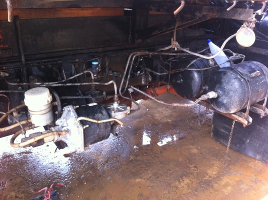 HINO FH3H แอร์เย็น ยางแท้ 10 เส้น HINO FH3H แอร์เย็น ยางแท้ 10 เส้น