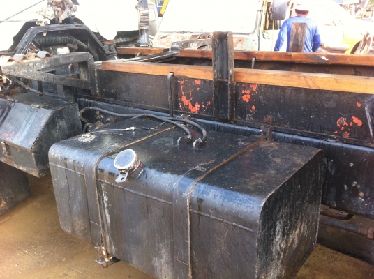 HINO FH3H แอร์เย็น ยางแท้ 10 เส้น HINO FH3H แอร์เย็น ยางแท้ 10 เส้น