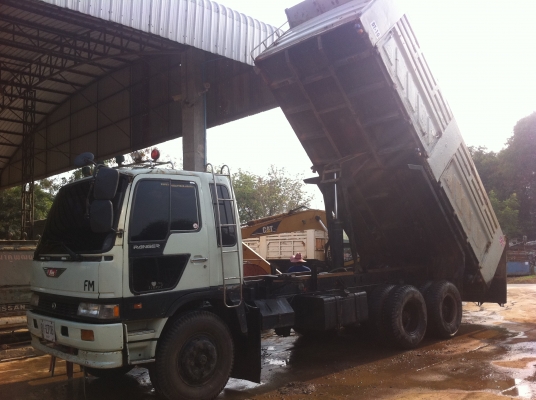 HINO FH3H แอร์เย็น ยางแท้ 10 เส้น HINO FH3H แอร์เย็น ยางแท้ 10 เส้น