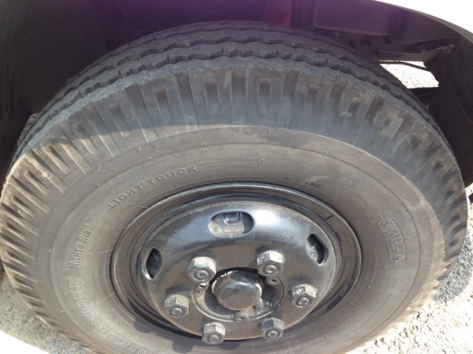 HINO MEGA FC ตู้ 10 บาน เครื่อง 150 แรงเทอร์โบ ยาว 5.60 เมตร ปี 48