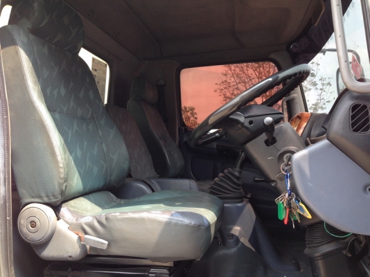 HINO MEGA FC ตู้ 10 บาน เครื่อง 150 แรงเทอร์โบ ยาว 5.60 เมตร ปี 48