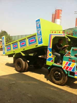 **320,000 บ.ต่อรอง**ขาย แต๋น6ล้อดั้ม ต่อใหม่ๆ สดๆ เครื่องยนต์ KUBOTA RT140-Plus ช่วงล่างใหญ่ 110 คัสซีหน้า6 พ.พาวเวอร์ เบรคลม กระบะดั้มเหล็ก5ตัน3.60ม.ยิงหน้า กระบอกดั้ม6ตัน กระบะเปิดข้าง3ด้าน ยางใหม่ 6เส้น ทรงสวย สีสันสวย พร้อมใช้งาน ราคาต่อรองได้เด้อ พี่ **320,000 บ.ต่อรอง**ขาย แต๋น6ล้อดั้ม ต่อใหม่ๆ สดๆ เครื่องยนต์ KUBOTA RT140-Plus ช่วงล่างใหญ่ 110 คัสซีหน้า6 พ.พาวเวอร์ เบรคลม กระบะดั้มเหล็ก5ตัน3.60ม.ยิงหน้า กระบอกดั้ม6ตัน กระบะเปิดข้าง3ด้าน ยางใหม่ 6เส้น ทรงสวย สีสันสวย พร้อมใช้งาน ราคาต่อรองได้เด้อ พี่