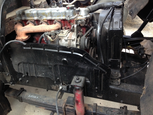 HINO FC 114 โตล่า เครื่อง 117 แรง ยาว 5.50 เมตร กะบะไม้ รถห้าง