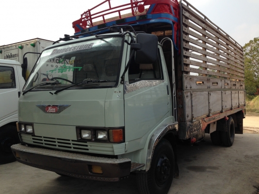 HINO FC 114 โตล่า เครื่อง 117 แรง ยาว 5.50 เมตร กะบะไม้ รถห้าง