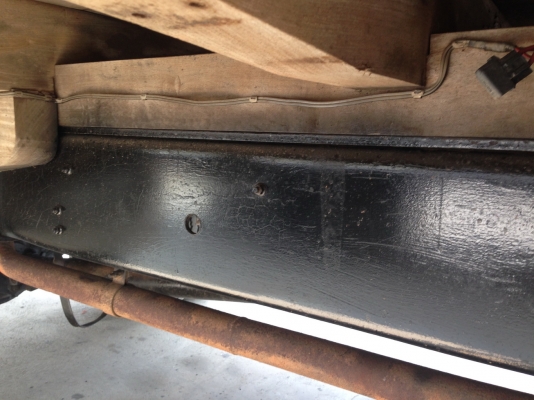 HINO FC 114 โตล่า เครื่อง 117 แรง ยาว 5.50 เมตร กะบะไม้ รถห้าง