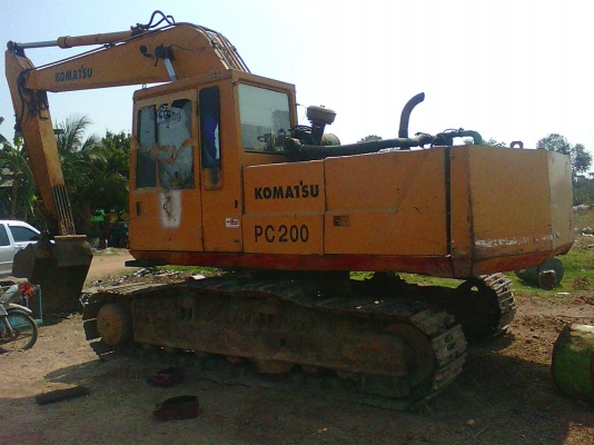 ขายแม็คโคร โคมัสสุ 200 รุ่นสาม ขายแม็คโคร โคมัสสุ 200 รุ่นสาม