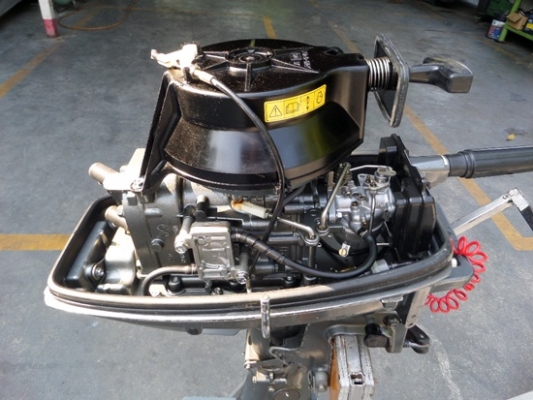 ขาย เครื่องเรือ SUZUKI 5 แรงสภาพพร้อมใช้ เครื่องยนต์เดินดีนำเข้าจากญี่ปุ่น 17,000