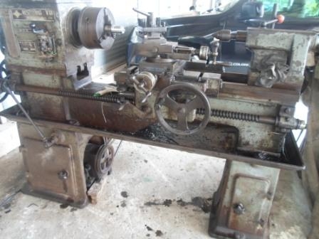 แท่นกลึง 4 ฟุต กลึงเกลียวได้ มอเตอร์ 3 แรง ไฟบ้าน ด่วน !!! 38,000 แท่นกลึง 4 ฟุต กลึงเกลียวได้ มอเตอร์ 3 แรง ไฟบ้าน ด่วน !!! 38,000