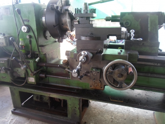 แท่นกลึง 6 ฟุต 2 เพลา เกียร์บล็อก พร้อมใช้งาน สภาพสวย ๆ ด่วน !!! 95,000