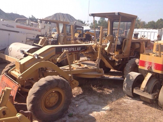 รถเกรดมี 2 คัน รุ่น 140G 5 MD ตามเเผ่นเผด สภาพพร้อมใช้งานสวย เล่มทะเบียนพร้อม ราคา 2,300,000 บาทโทร 087-9666599 คุณหนาม