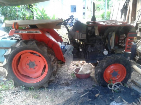รถไถ KUBOTA