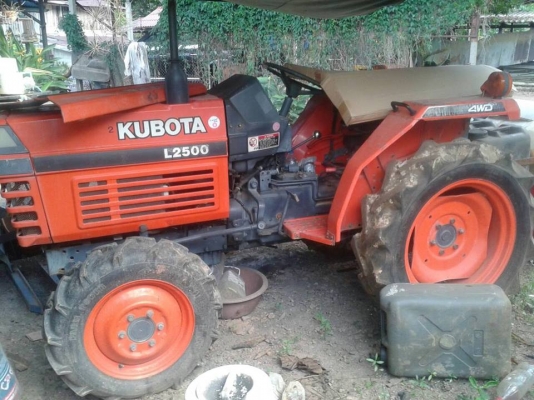 รถไถ KUBOTA
