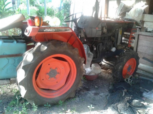 รถไถ KUBOTA