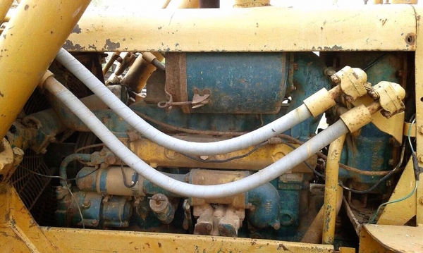 **255,000บ.ต่อรอง///แทร็กเตอร์CAT D4** ขาย BULLDOZER CATERPILLAR D4 แทร็กเตอร์ ตีนตะขาบ CAT D4 เครื่องเดิม ปั้มเดิม เกียร์ตัด เครื่องยนต์ CAT 4สูบ เครื่อง+ปั้ม ยังดี มีเยิ้ม มีซึมบ้าง ช่วงล่างเดิม สภาพ60\% แทร็ก โซ่ เฟือง สภาพโอเค ดันหน้าไม่ผุ บอดี้เดิม สี **255,000บ.ต่อรอง///แทร็กเตอร์CAT D4** ขาย BULLDOZER CATERPILLAR D4 แทร็กเตอร์ ตีนตะขาบ CAT D4 เครื่องเดิม ปั้มเดิม เกียร์ตัด เครื่องยนต์ CAT 4สูบ เครื่อง+ปั้ม ยังดี มีเยิ้ม มีซึมบ้าง ช่วงล่างเดิม สภาพ60\% แทร็ก โซ่ เฟือง สภาพโอเค ดันหน้าไม่ผุ บอดี้เดิม สี