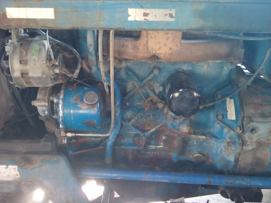 ขายรถไถฟอร์ด รุ่น 6610 แรง เสืยราย อุปกรณ์ ผานหน้าหลังราคา 389000 บาท