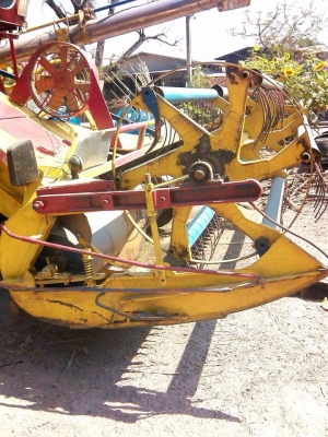 ***ขายแล้วครับขอบคุณ Truck2hand ขาย แพ็คคู่ "หนุ่มไวไฟพร้อม เทเลอร์ISUZU-175" รถเกี่ยวข้าวแบบอุ้ม เกษตรพัฒนา "ไอ้หนุ่มไวไฟ" เครื่องยนต์ ISUZU 6HH1-210HP อุ้ม2.5ตัน ปั้มไดกิ้น22 ตัวเดิน10HT เครื่องดี แรงดี ปั้มดี แรง ช่