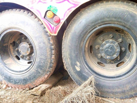 ***ขายแล้วครับขอบคุณ Truck2hand ขาย แพ็คคู่ "หนุ่มไวไฟพร้อม เทเลอร์ISUZU-175" รถเกี่ยวข้าวแบบอุ้ม เกษตรพัฒนา "ไอ้หนุ่มไวไฟ" เครื่องยนต์ ISUZU 6HH1-210HP อุ้ม2.5ตัน ปั้มไดกิ้น22 ตัวเดิน10HT เครื่องดี แรงดี ปั้มดี แรง ช่