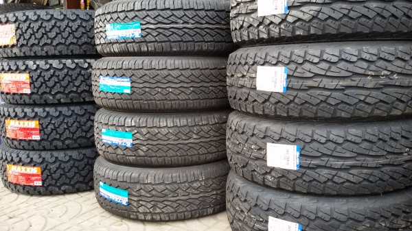 ขายยางใหม่ falken 265 70 16ปี14เส้นละ3500