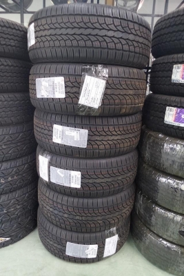 ยาง265/50R20 ปี15 ชุดละ13000บาท