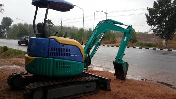 ขายด่วน KOMATSU pc30 MR-1 รถนำเข้าญี่ปุ่นแท้ๆ สภาพสวยมาก ไม่เคยใช้งานในไทย ซื้อไปใช้งานได้เลย ขายด่วน KOMATSU pc30 MR-1 รถนำเข้าญี่ปุ่นแท้ๆ สภาพสวยมาก ไม่เคยใช้งานในไทย ซื้อไปใช้งานได้เลย