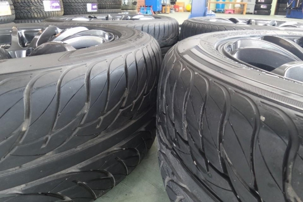 ขาย ADVAN Racing RS สีเดิมโรงงาน 20x9 ขาย ADVAN Racing RS สีเดิมโรงงาน 20x9