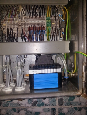 ตู้คอนโทรลสแตนเลส พร้อมโซลีนอยด์วาล์วโมดูล ตู้คอนโทรลสแตนเลส พร้อมโซลีนอยด์วาล์วโมดูล