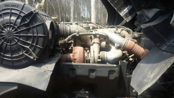 รถอีซูซุ 10 ล้อ หัวลาก GXZ  360 แรงม้า. ปี 55  ( รถวิ่ง 2xx,xxx กม. )   สนใจติดต่อ  081 - 6079515