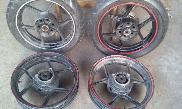 "เฉพาะล้อหลังนินจาล้วนๆ"    ขอบ17" กว้าง 3.5"